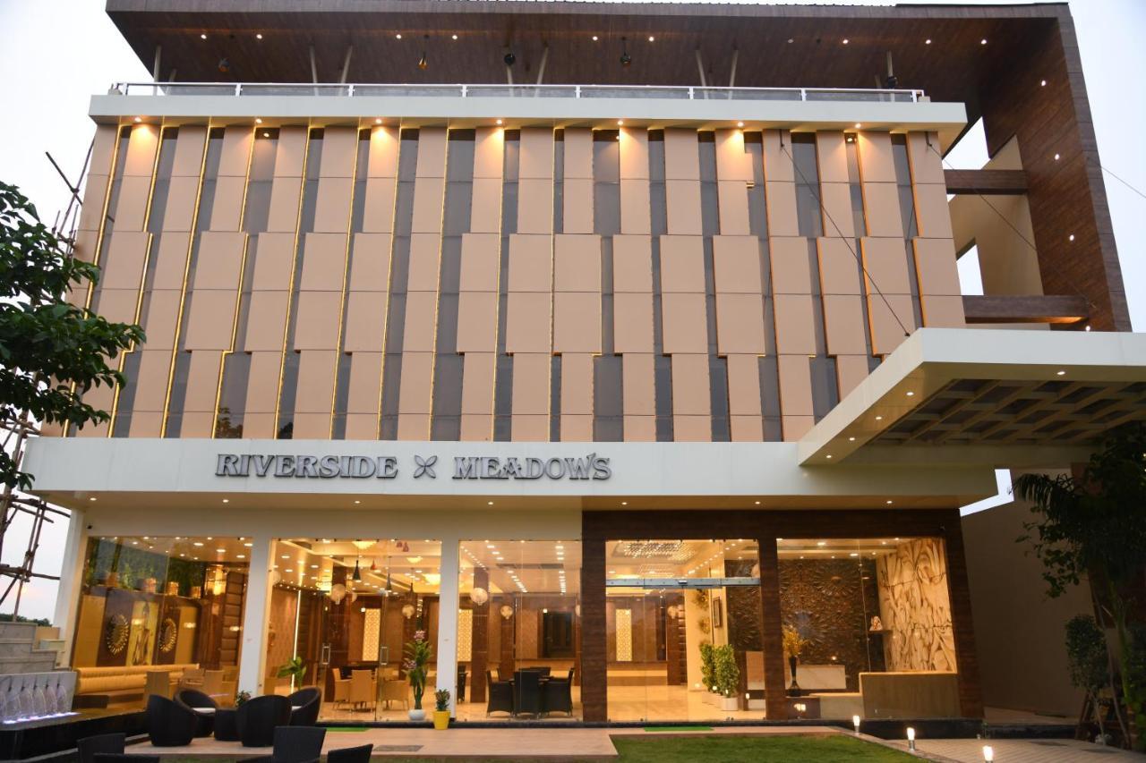 Hotel Riverside Meadows Vidisha Zewnętrze zdjęcie