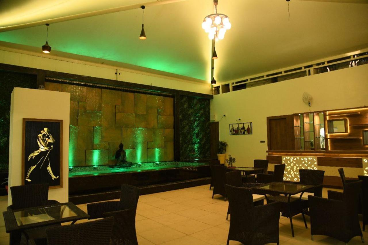 Hotel Riverside Meadows Vidisha Zewnętrze zdjęcie